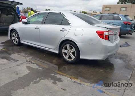 2012 Toyota Camry Se z USA, uszkodzony, nr VIN 4T1BF1FK8CU117825